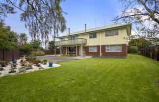 8 Dunk Place, Milson