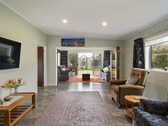 8 Dunk Place, Milson