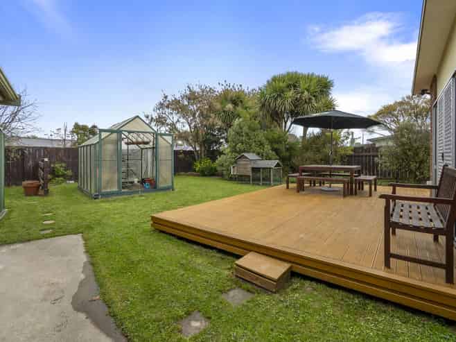 8 Dunk Place, Milson