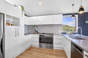 6 Hyllton Heights, Lyttelton