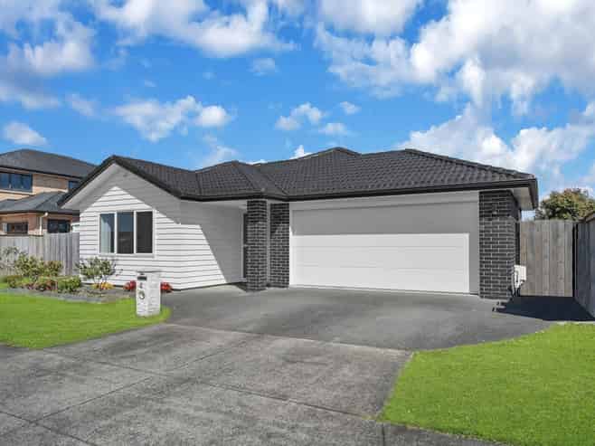 4 Iwinuku Crescent, Wattle Downs