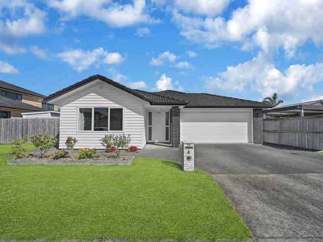 4 Iwinuku Crescent, Wattle Downs