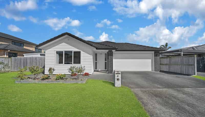 4 Iwinuku Crescent, Wattle Downs