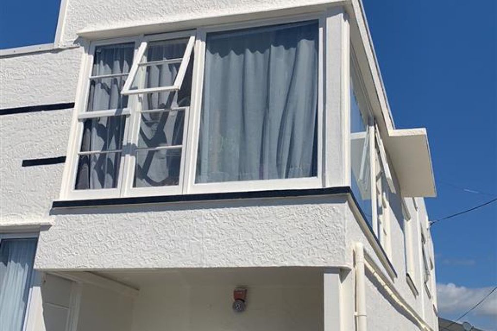 Two Bedroom Apartment in Westown 1
