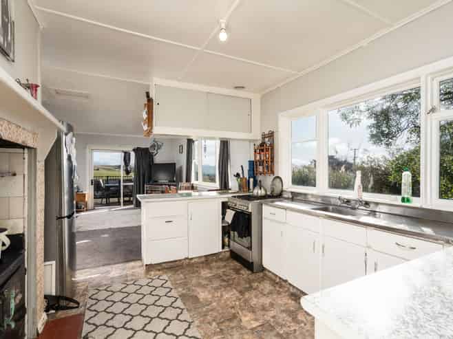 1062 Coast Road, Karitane