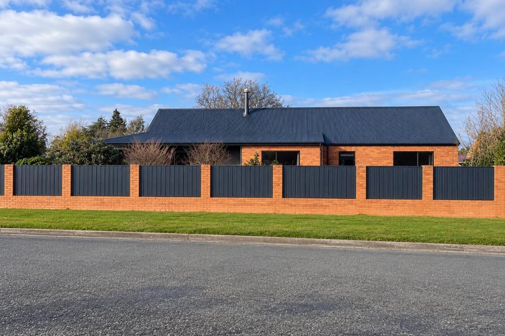 Sunny, Spacious, 4 bedroom Family home in Methven 1