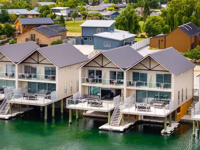 10A Foster Place, Mount Pisa
