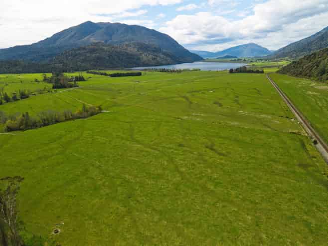 2699 Lake Brunner Road, Inchbonnie