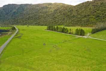 2699 Lake Brunner Road, Inchbonnie