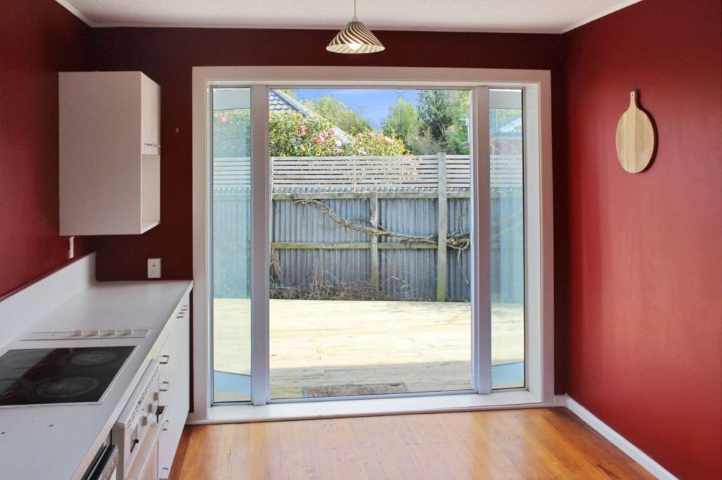 Three-Bedroom Home in Sought-After Ilam 3