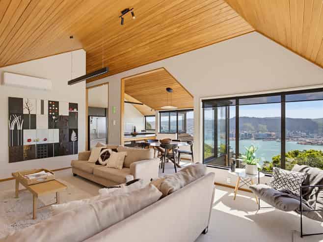 32 Robieson Street, Roseneath