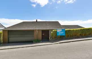 32 Robieson Street, Roseneath