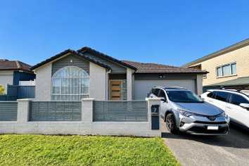 7 Dromoland Drive, Flat Bush