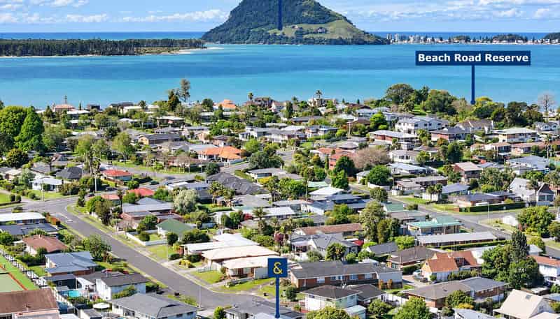 26 Cedar Grove, Matua