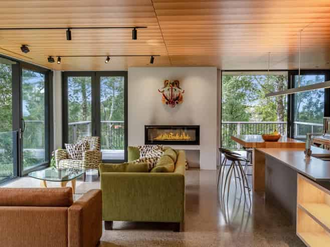 194 Te Rongo, Parua Bay