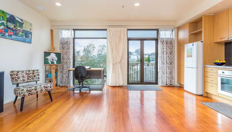 2J/5 Charlotte Street, Auckland Central
