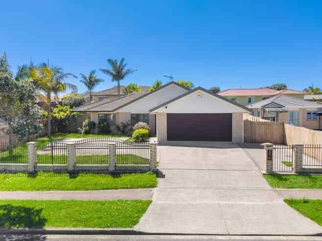 9 Whetstone Road, Flat Bush