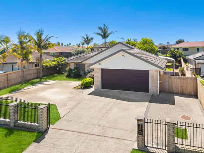 9 Whetstone Road, Flat Bush