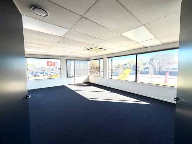 242 Ferry Road | First Floor Office
