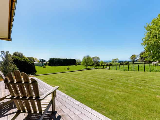 61 Wilson Road, URENUI