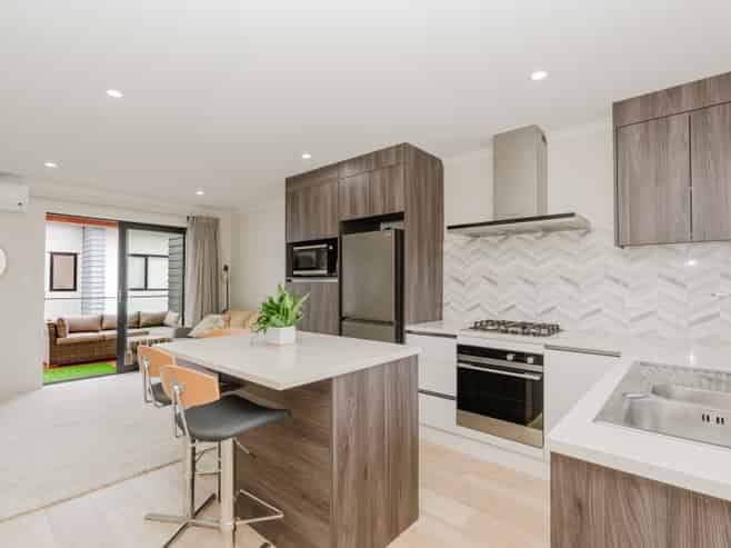 2/11 Gazeley Avenue, Silverdale