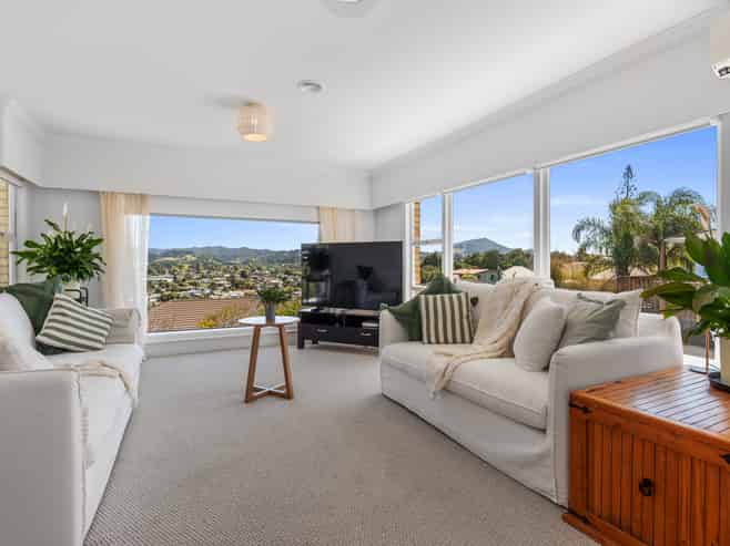 15 Denby Crescent, Tikipunga
