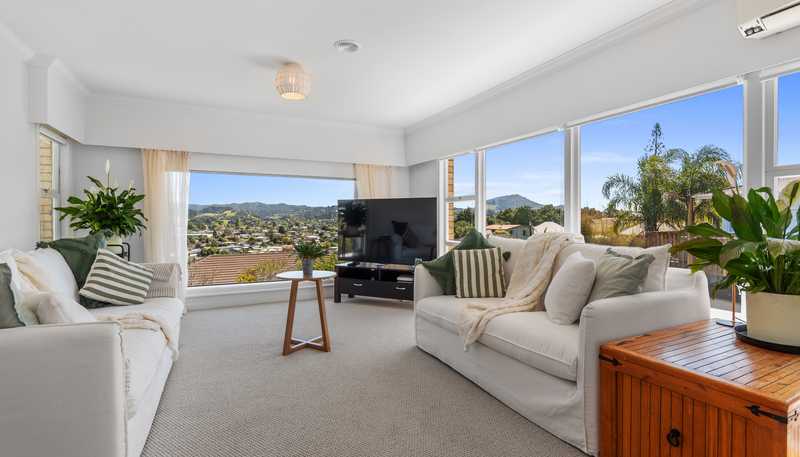 15 Denby Crescent, Tikipunga