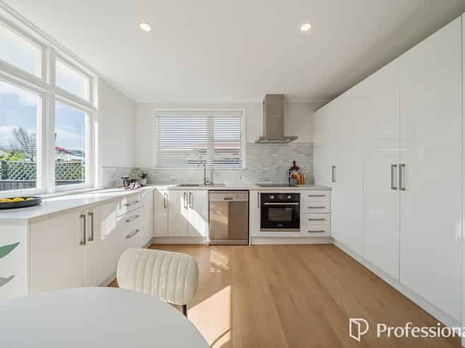 64 Ava Street, Petone