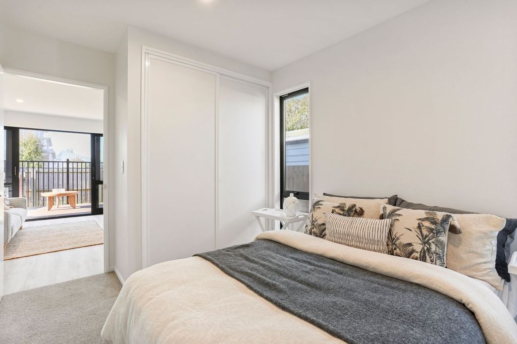 Modern, Low Maintenance Living in a Quiet Location 4