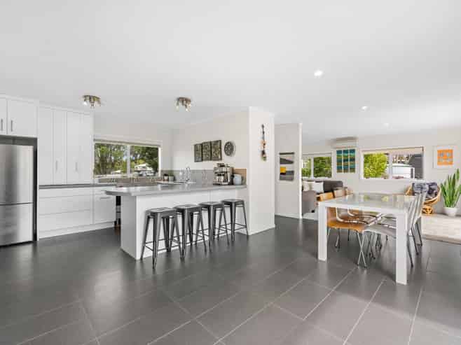 3 North Avenue, MANGAWHAI HEADS