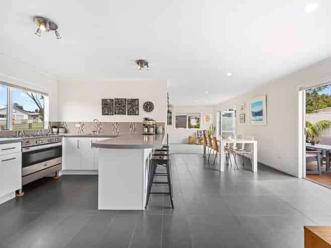3 North Avenue, MANGAWHAI HEADS