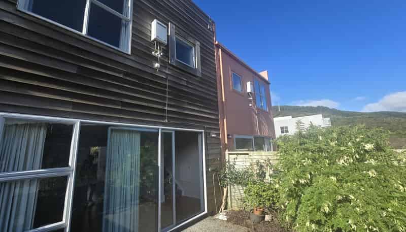 38 Saddleback Grove, Karori