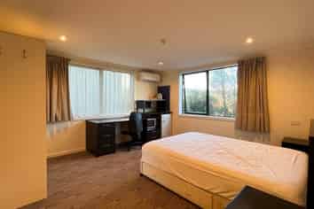 Room A/ 5B Queen Street, North Dunedin