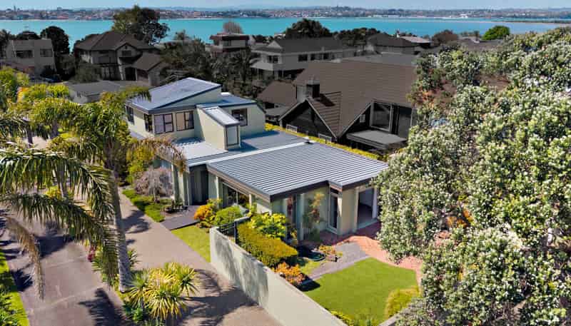 339 Riddell Road, Glendowie