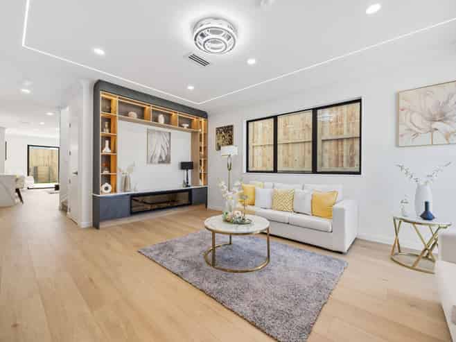 60 Tinaku Road, Flat Bush