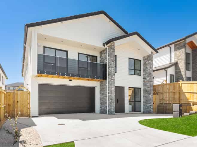60 Tinaku Road, Flat Bush