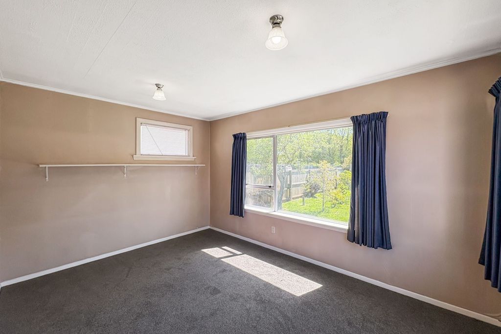 SOCKBURN - TIDY ONE BEDROOM UNIT 5