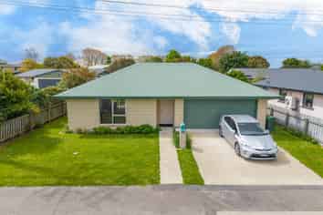 24 Cameron Street, Waimate