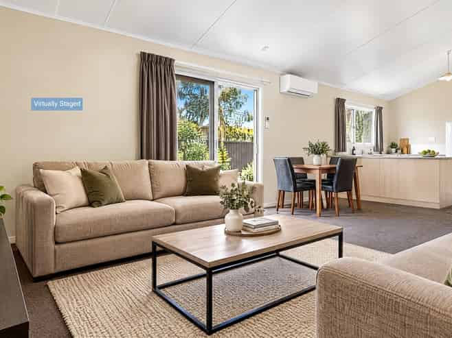 2/133 Tipahi Street, Nelson South