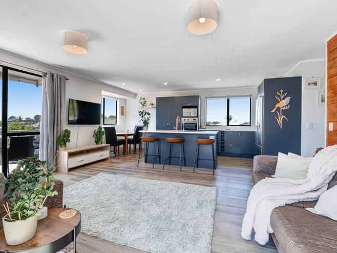 11 Brampton Road, Snells Beach