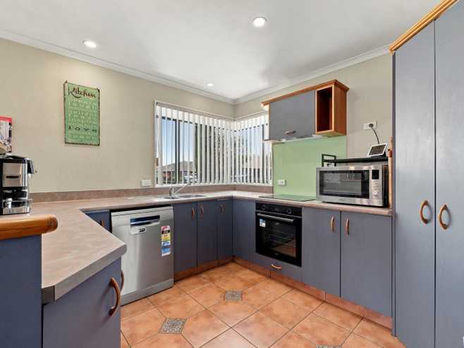 11 Alpine Grove, Kelvin Grove