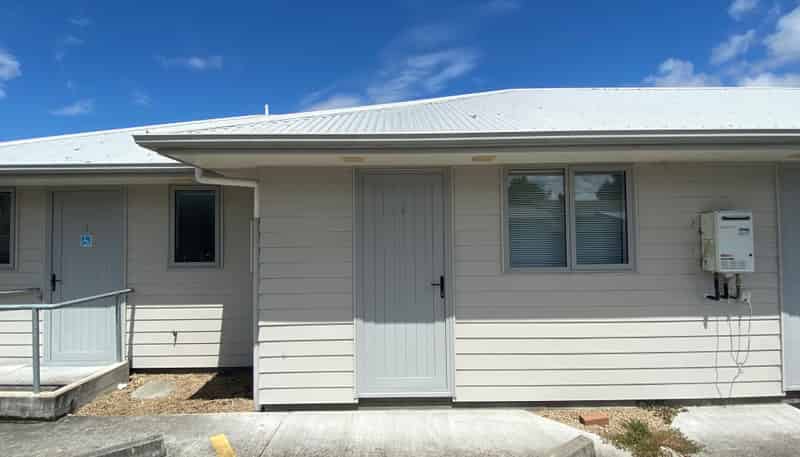 1/12 Crescent Court, Melville