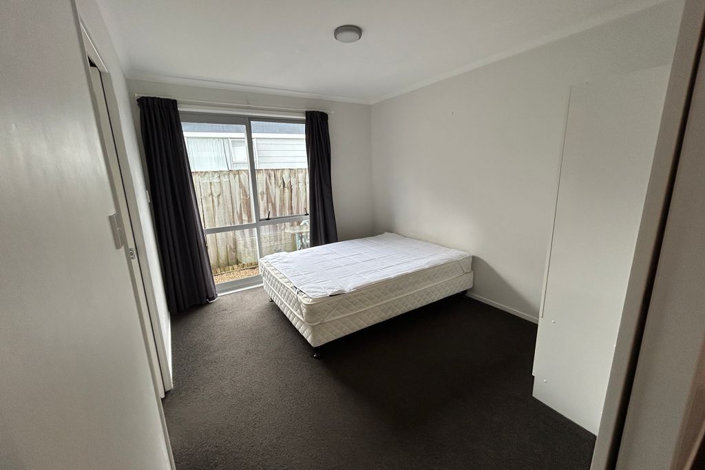 1/12 Crescent Court 4