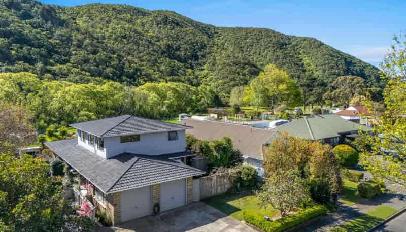 16 The Anchorage, Waikawa