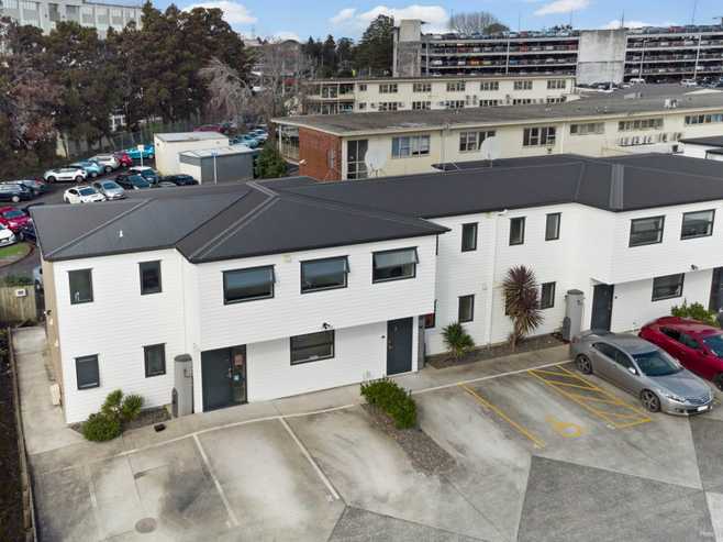 6/64A Rosella Road, Mangere East