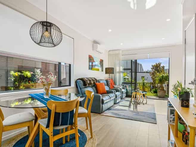 52 Walter Merton Road, Hobsonville