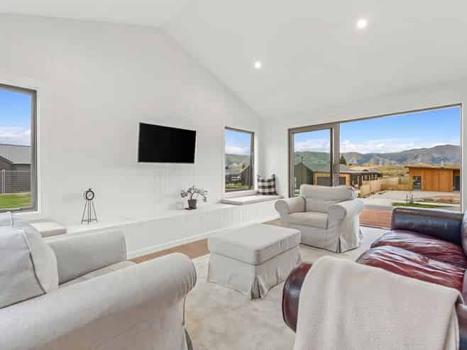 46 Atkins Road, Lake McKay, Luggate