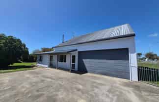 94 Third View Ave, Beachlands