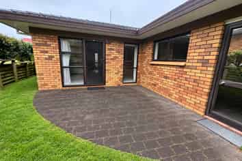 5a Churchill Terrace, Waiuku