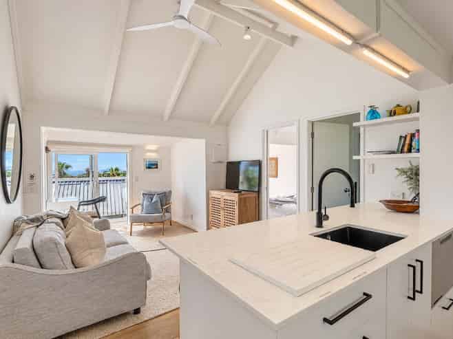 Unit AT/4 Bay Road, Palm Beach